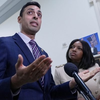 Andrew ‘clearly has knowledge’ on Epstein, US politician claims